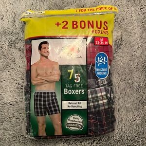 Men’s plaid boxers